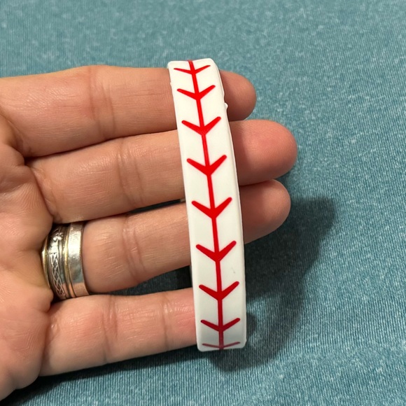 NEW Baseball Bracelet - Picture 2 of 4